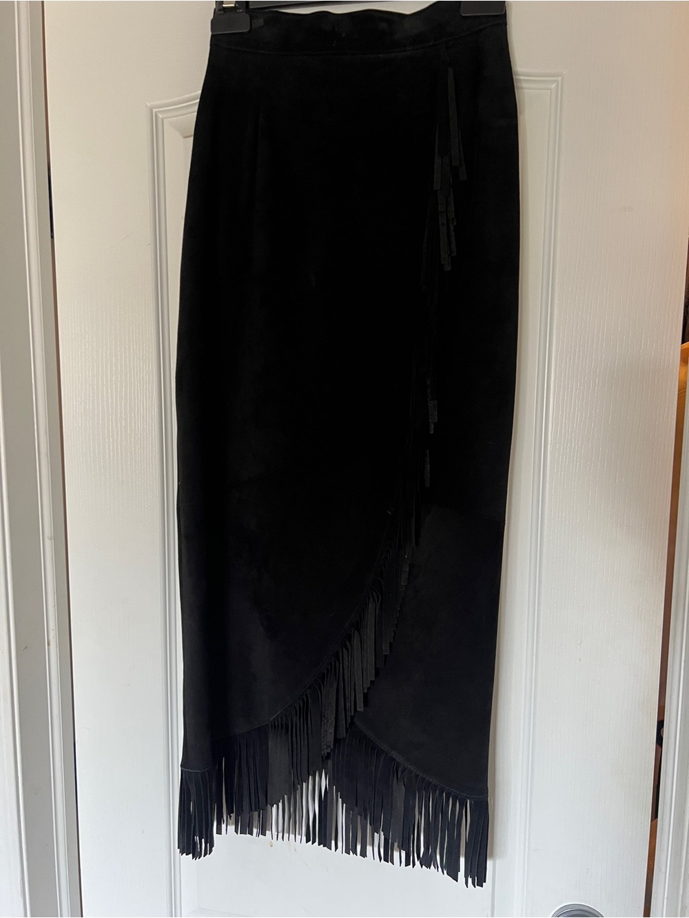 Danier Black Suede Fringe Midi Skirt | Vintage Suede Western Boho Skirt | Size 4